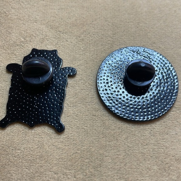 Fat Cat Club Lapel Pins - Picture 4 of 4